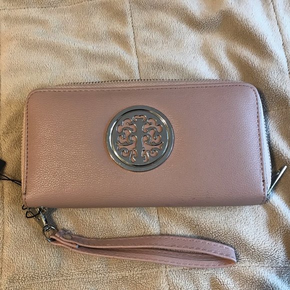 ARDENE LONG WALLET - Picture 1 of 2